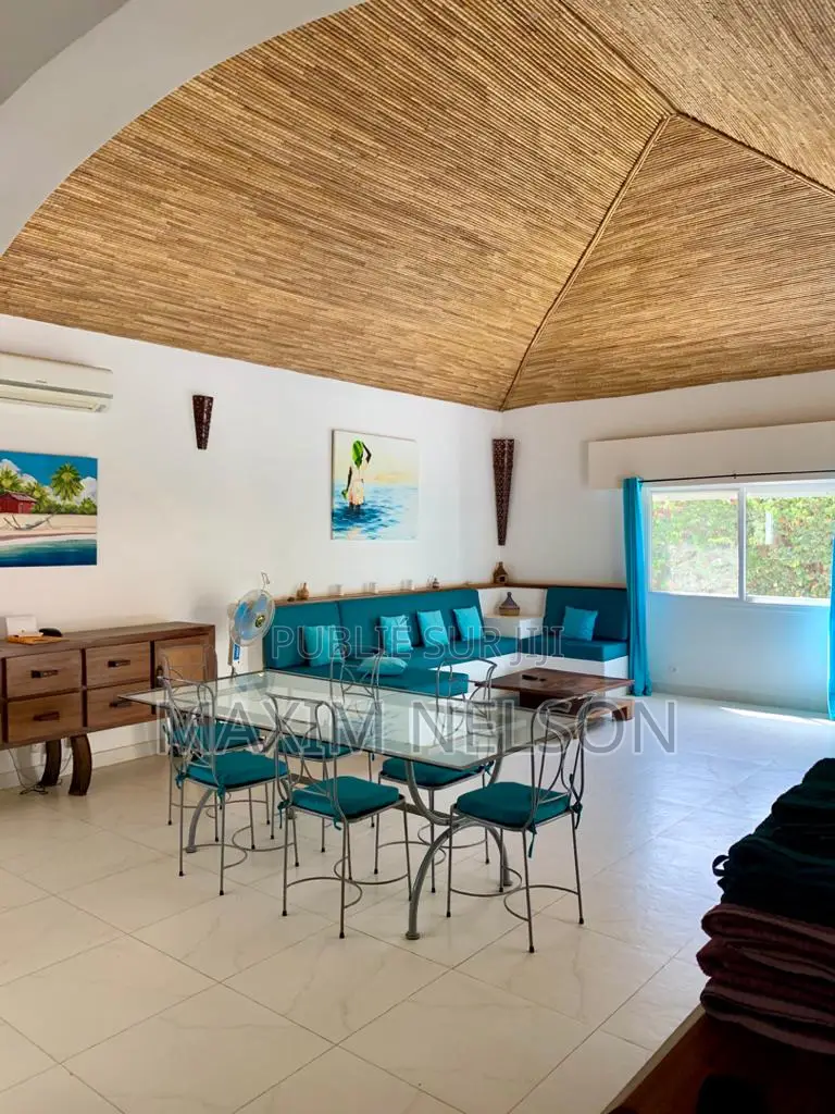 Votre Escapade Privée À Ngaparou : Villa F4 Avec Piscine