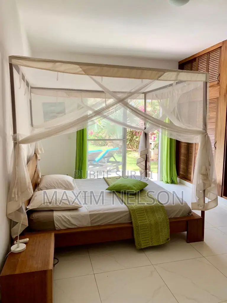 Votre Escapade Privée À Ngaparou : Villa F4 Avec Piscine