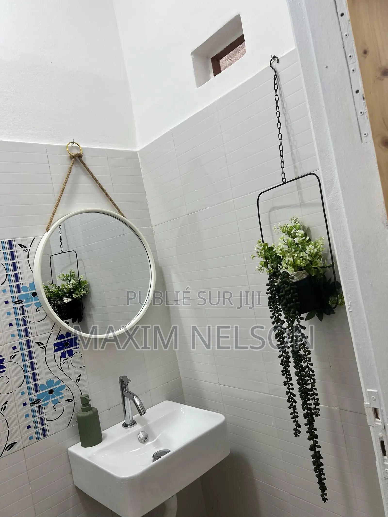 Bel Appartement Meublé F2 À Louer À Yoff-Virage