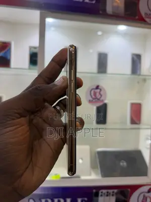 Apple iPhone 11 Pro 64 GB Doré