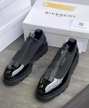 Givenchy Classic