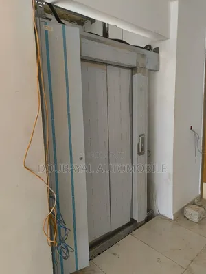 4chbre Villa dans Almadis, Almadies à Vendre