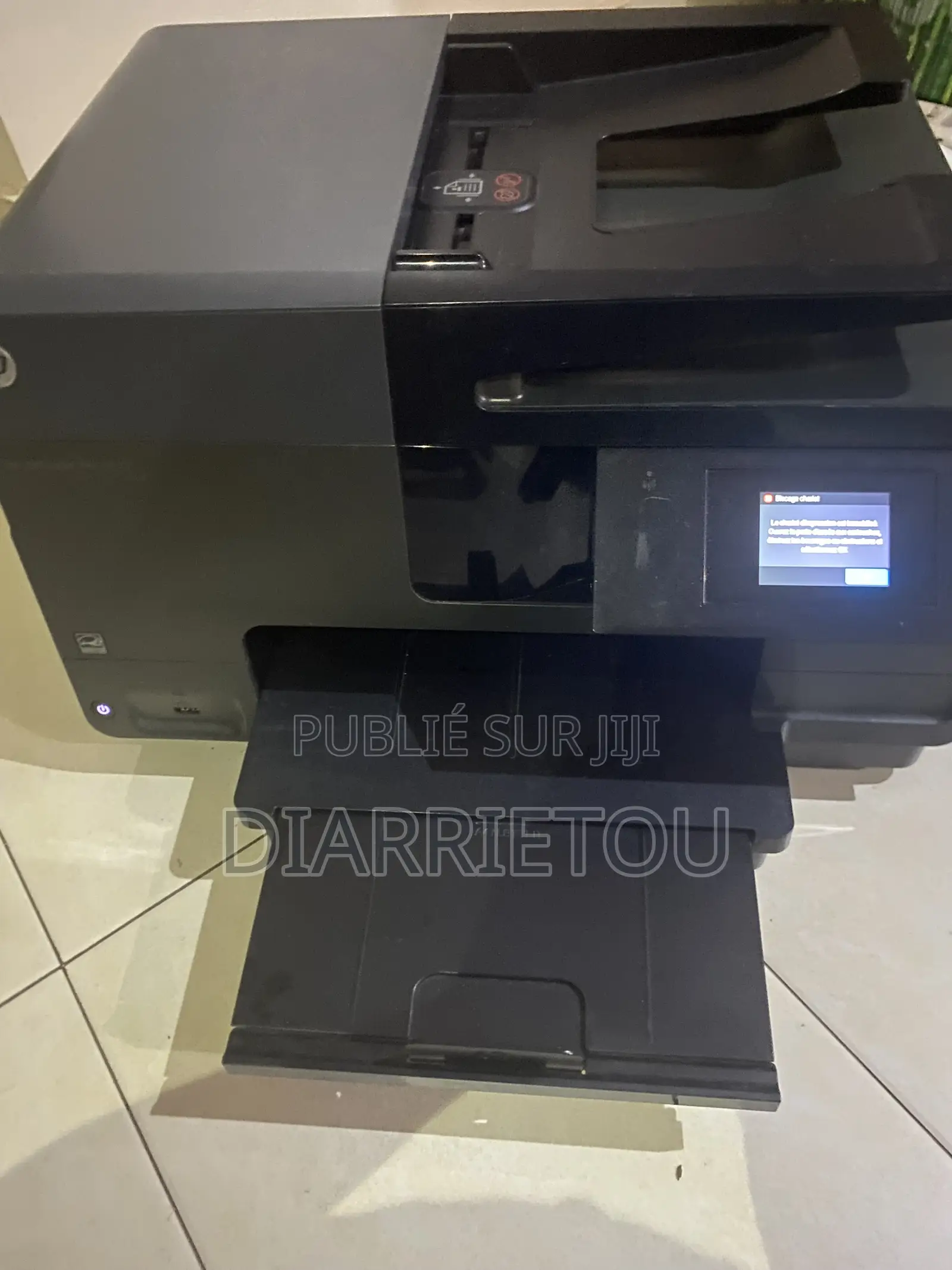 HP OfficeJet Pro 8610 – À Vendre en L’état / Pour Réparation