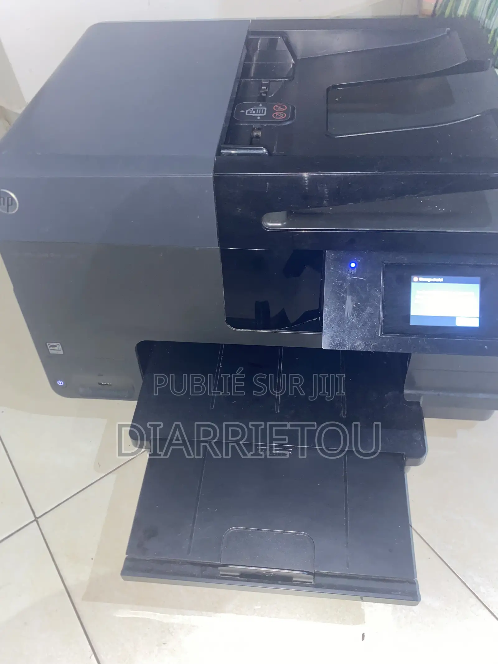 HP OfficeJet Pro 8610 – À Vendre en L’état / Pour Réparation