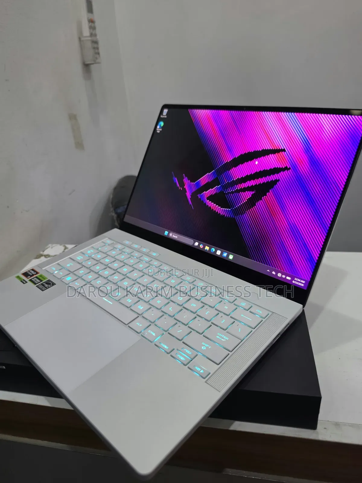 Nouveau Asus ROG Zephyrus G14 16GB AMD Ryzen 9 SSD 1T