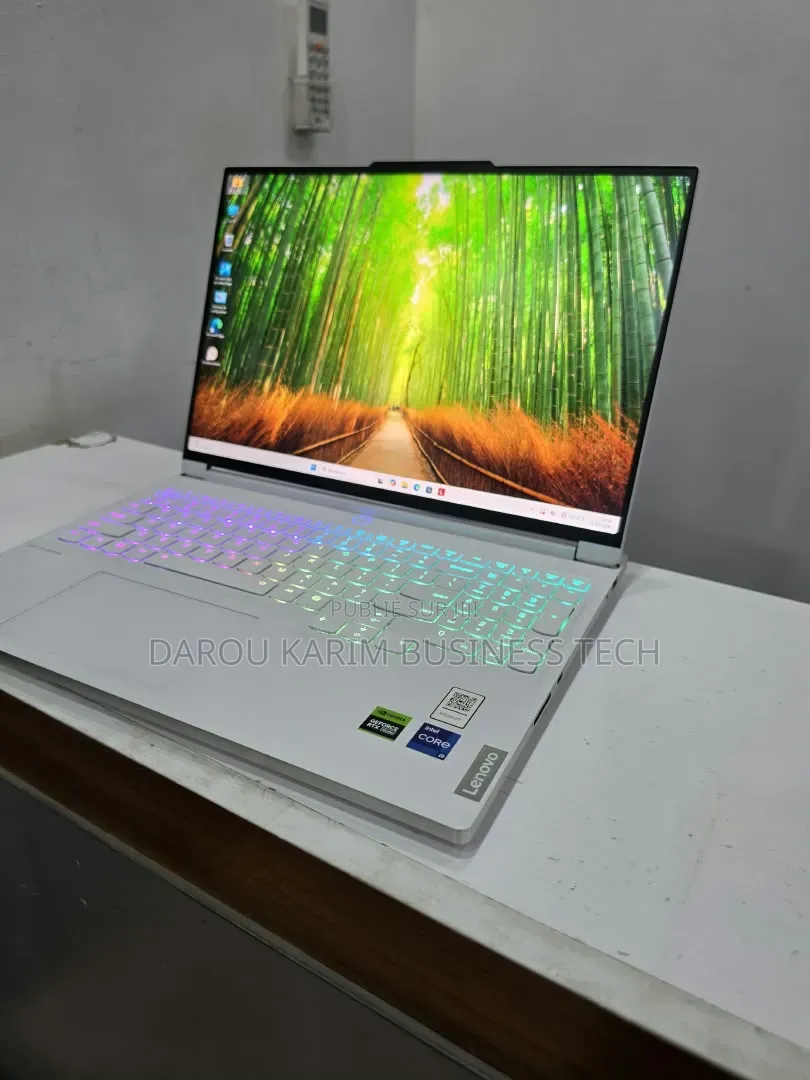 Nouveau Lenovo Legion 5 32GB Intel Core i9 SSD 512GB