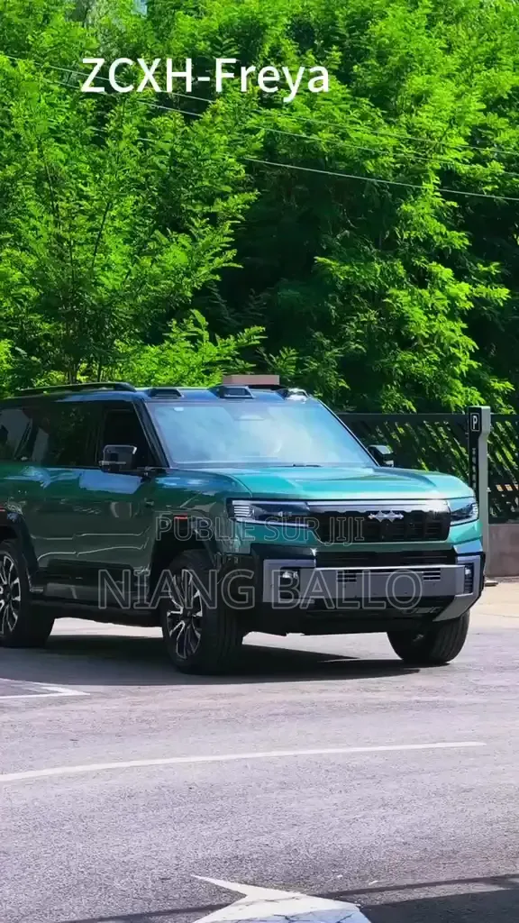 Nouveau Changan UNI-Z 2026 Gris