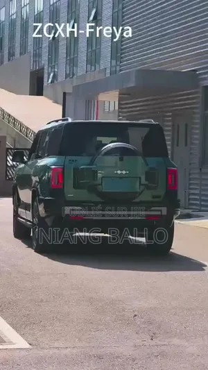 Nouveau Changan UNI-Z 2026 Gris