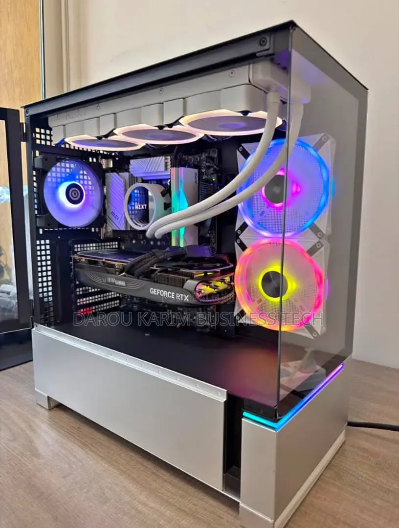 Nouveau Ordinateur de bureau MSI Autre 32GB Intel Core i9 SSD 1T