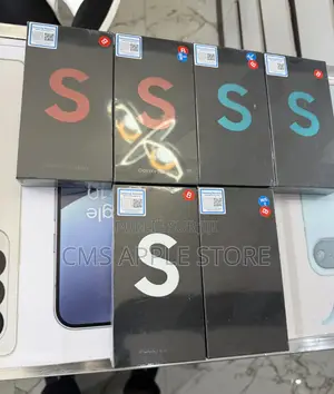 Nouveau Samsung Galaxy S22 Ultra 5G 128 GB Autre