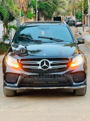 Mercedes-Benz GLE-Class GLE 400 4MATIC 2017 Noir