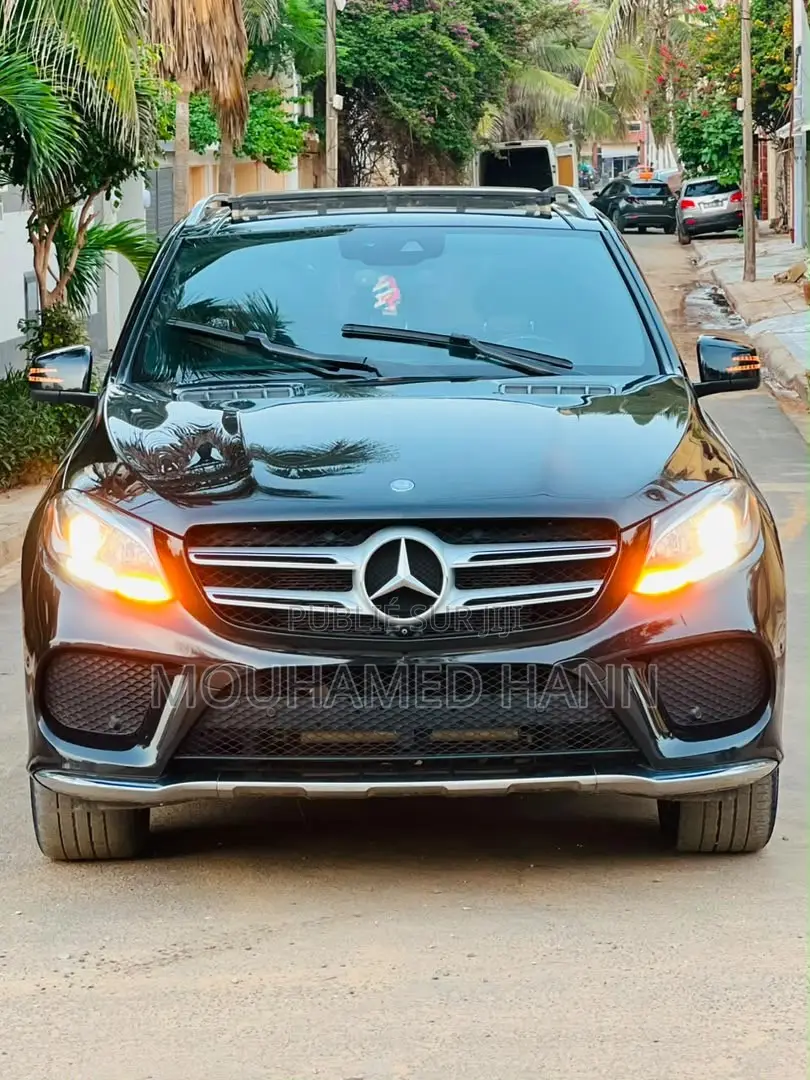 Mercedes-Benz GLE-Class GLE 400 4MATIC 2017 Noir