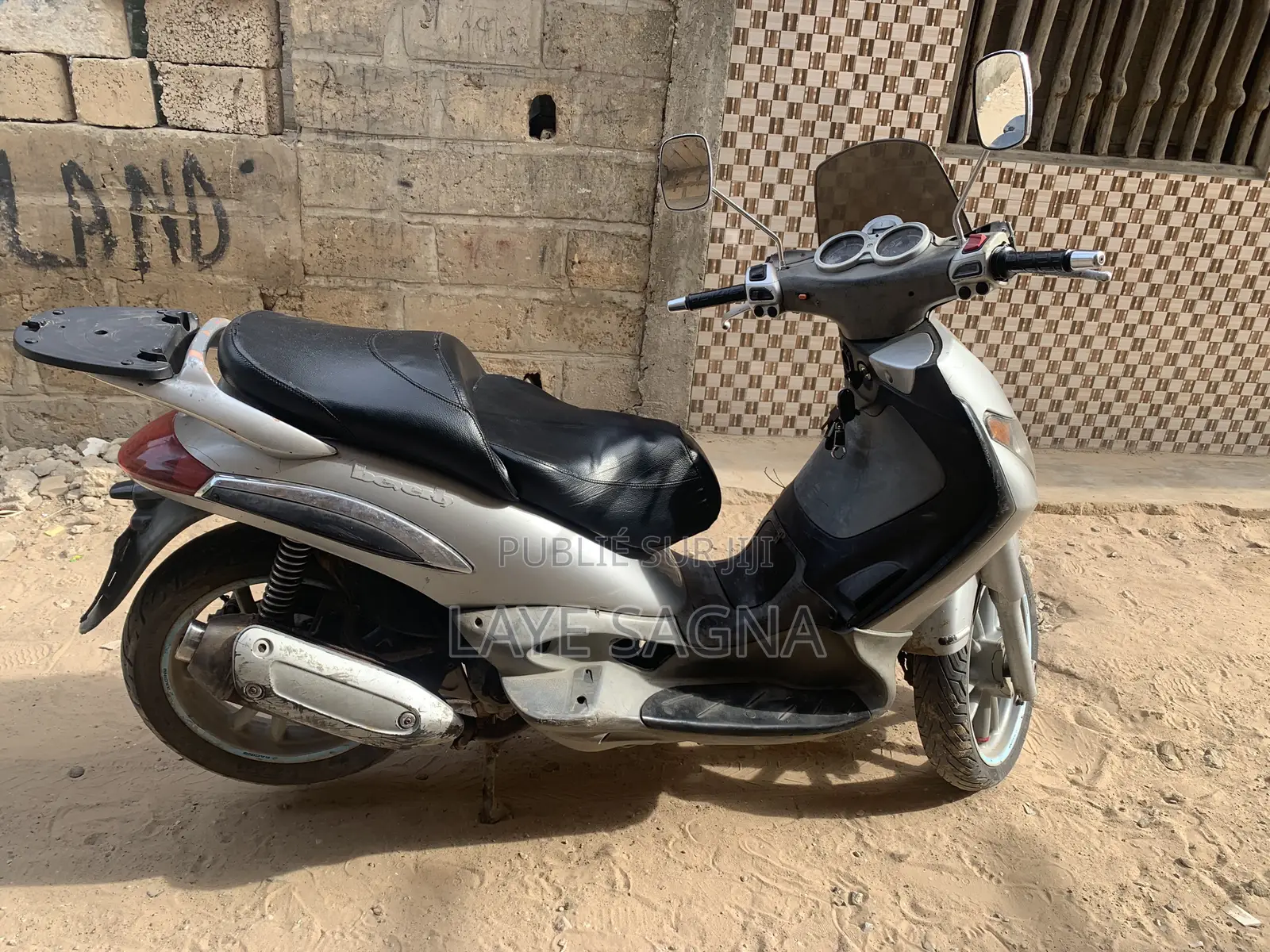 Piaggio Trotinette 2021 Gris
