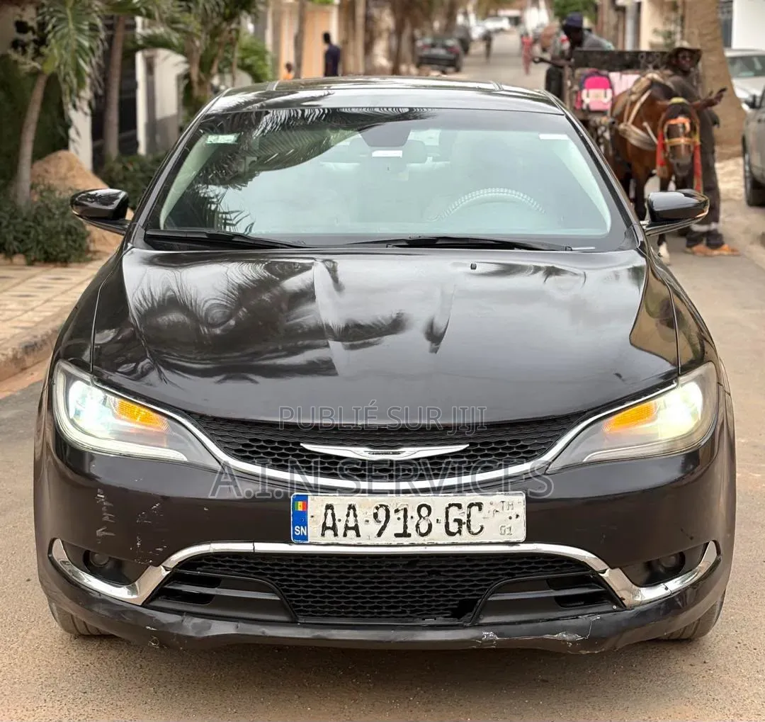 Chrysler 200 2015 Noir