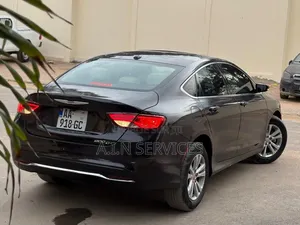 Chrysler 200 2015 Noir