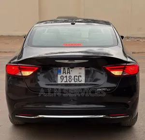 Chrysler 200 2015 Noir