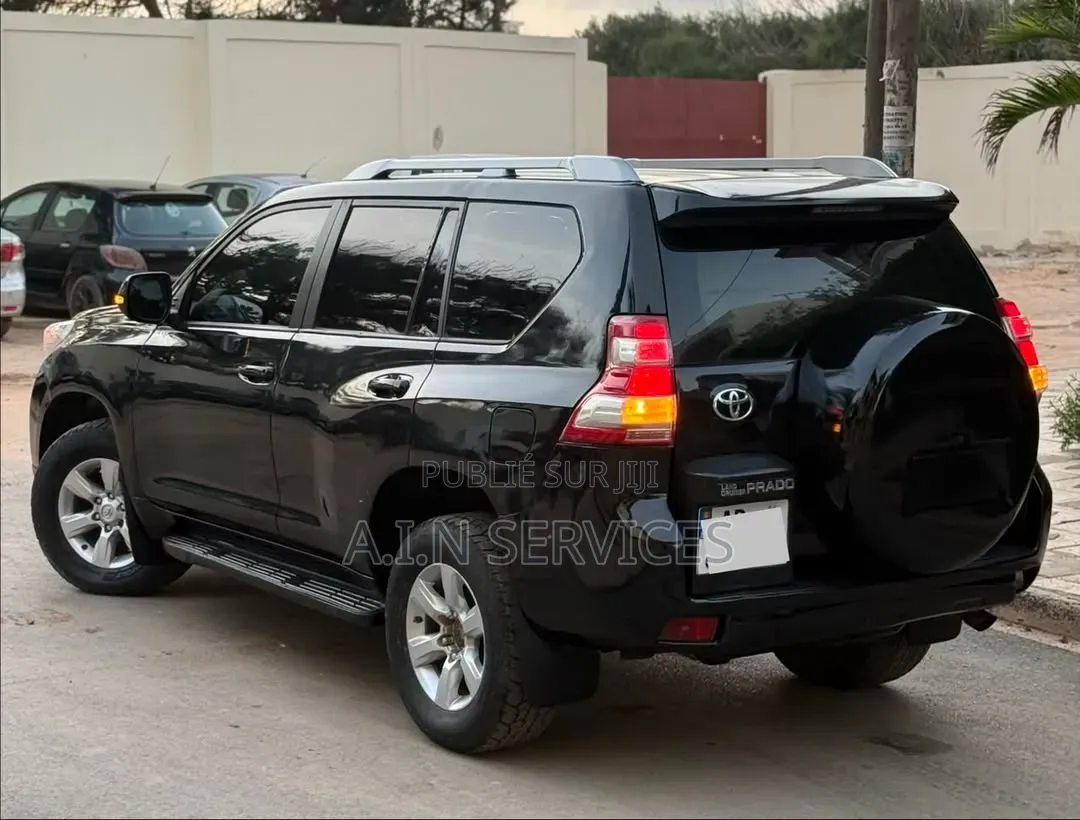 Toyota Land Cruiser Prado 2017 Noir