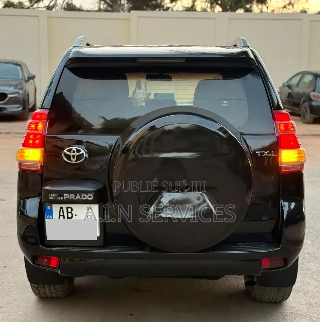 Toyota Land Cruiser Prado 2017 Noir
