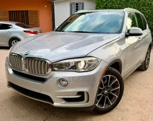 BMW X5 xDrive35i AWD 2018 Gris