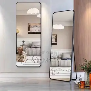 Miroir Sur Pied