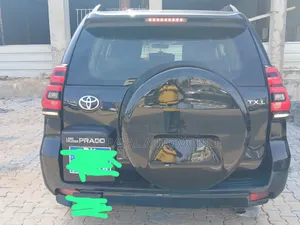 Toyota Land Cruiser Prado 2016 Gris