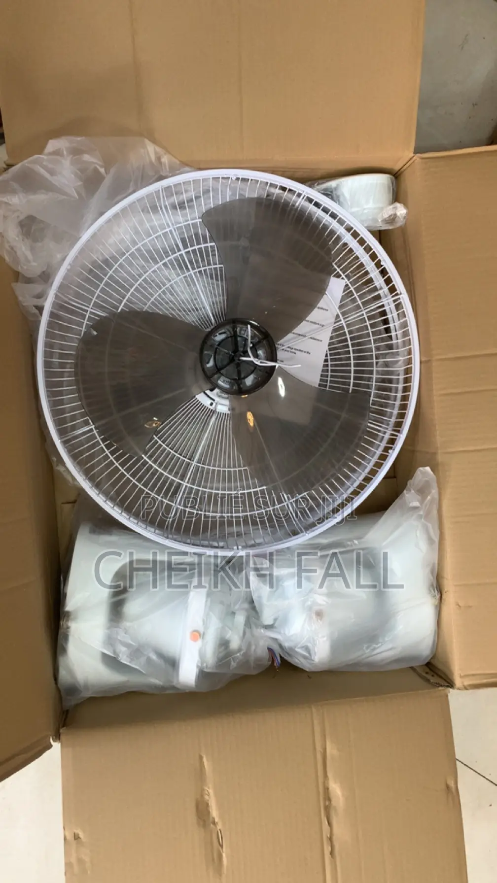 Ventilateur Plafond 18'