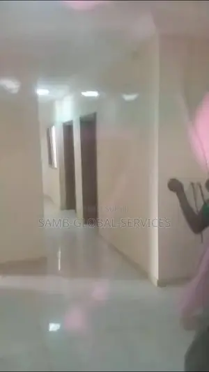 2chbre Appartement dans Yoff à Louer