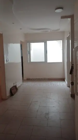 2chbre Appartement dans Yoff à Louer