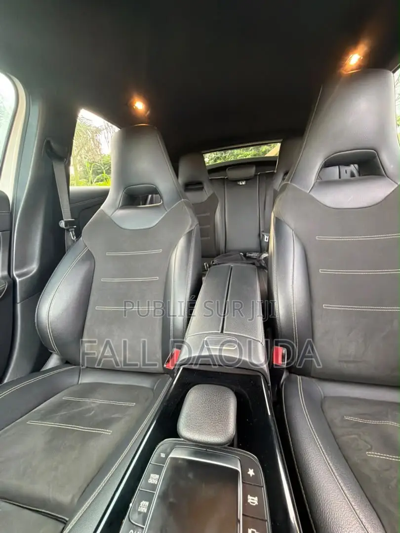 Mercedes-Benz A-Class 2022 Blanc
