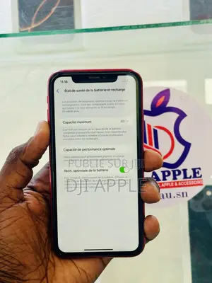 Nouveau Apple iPhone XR 128 GB Rouge