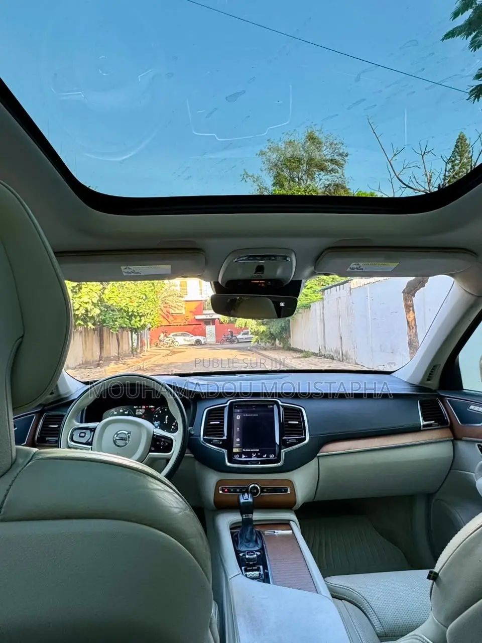 Volvo XC90 T6 Inscription AWD (2.0L 4cyl 8A) 2016 Argenté
