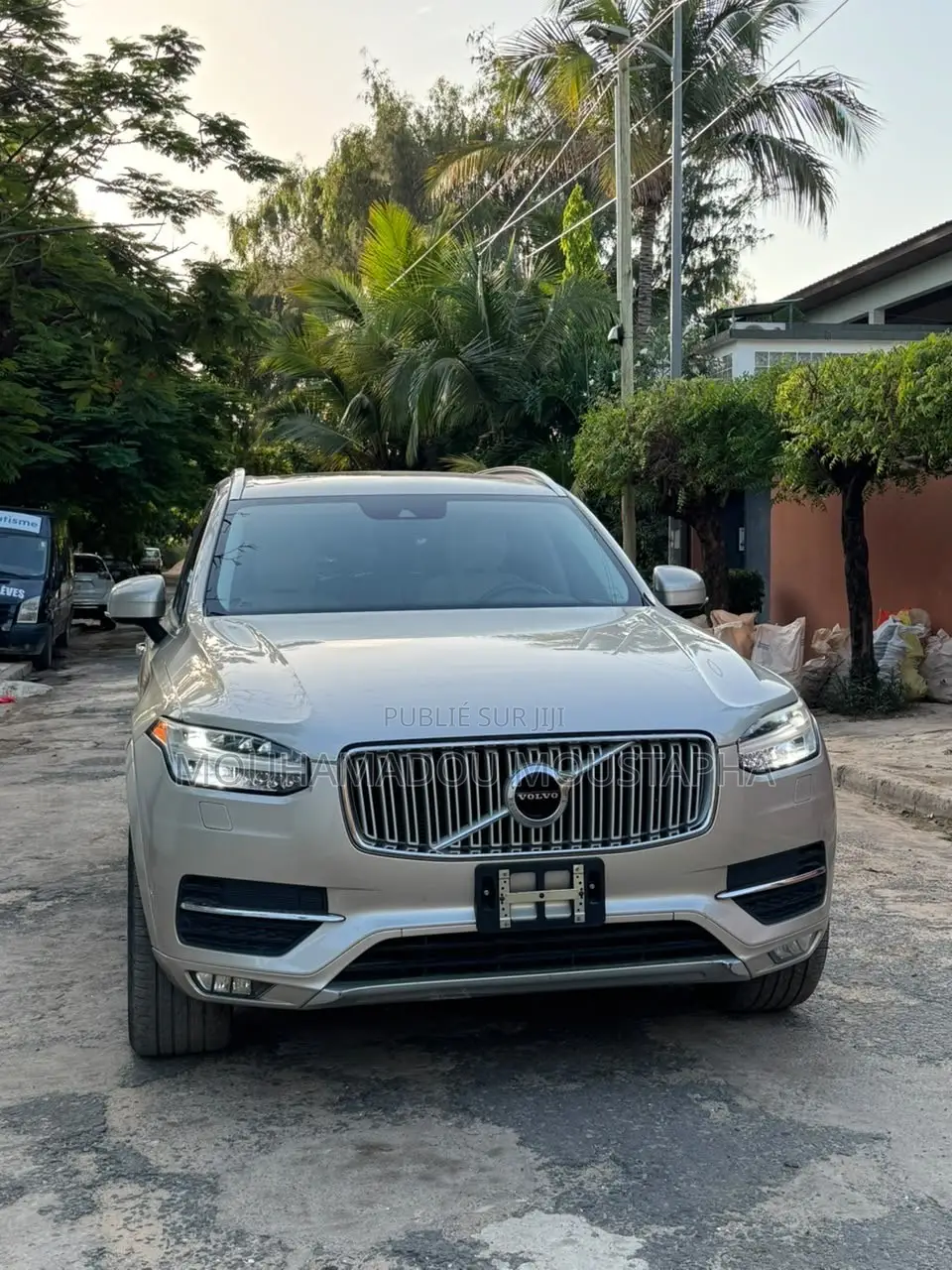 Volvo XC90 T6 Inscription AWD (2.0L 4cyl 8A) 2016 Argenté