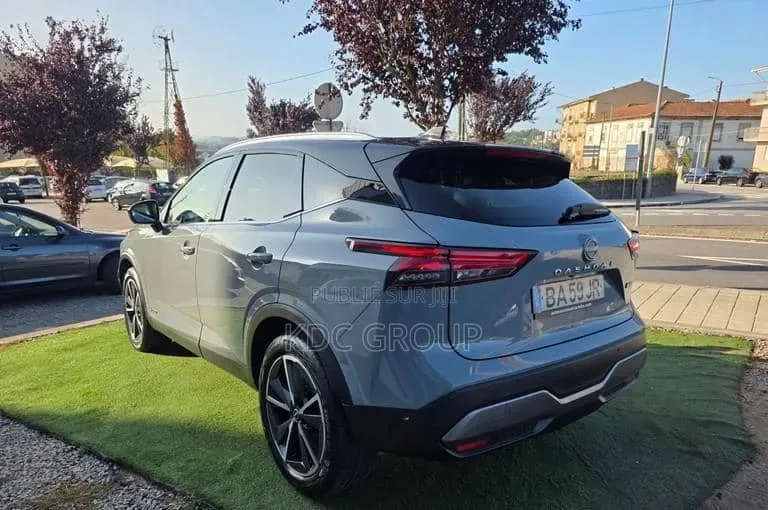 Nissan Qashqai 2023 Gris
