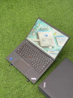 Nouveau Lenovo ThinkPad T14 G3 16GB Intel Core i7 SSD 512GB
