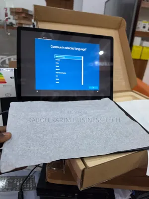 Nouveau Microsoft Surface Laptop 4 16GB AMD Ryzen 5 SSD 256GB