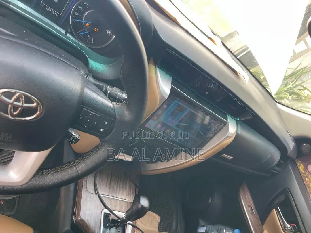 Toyota Fortuner 2020 Blanc