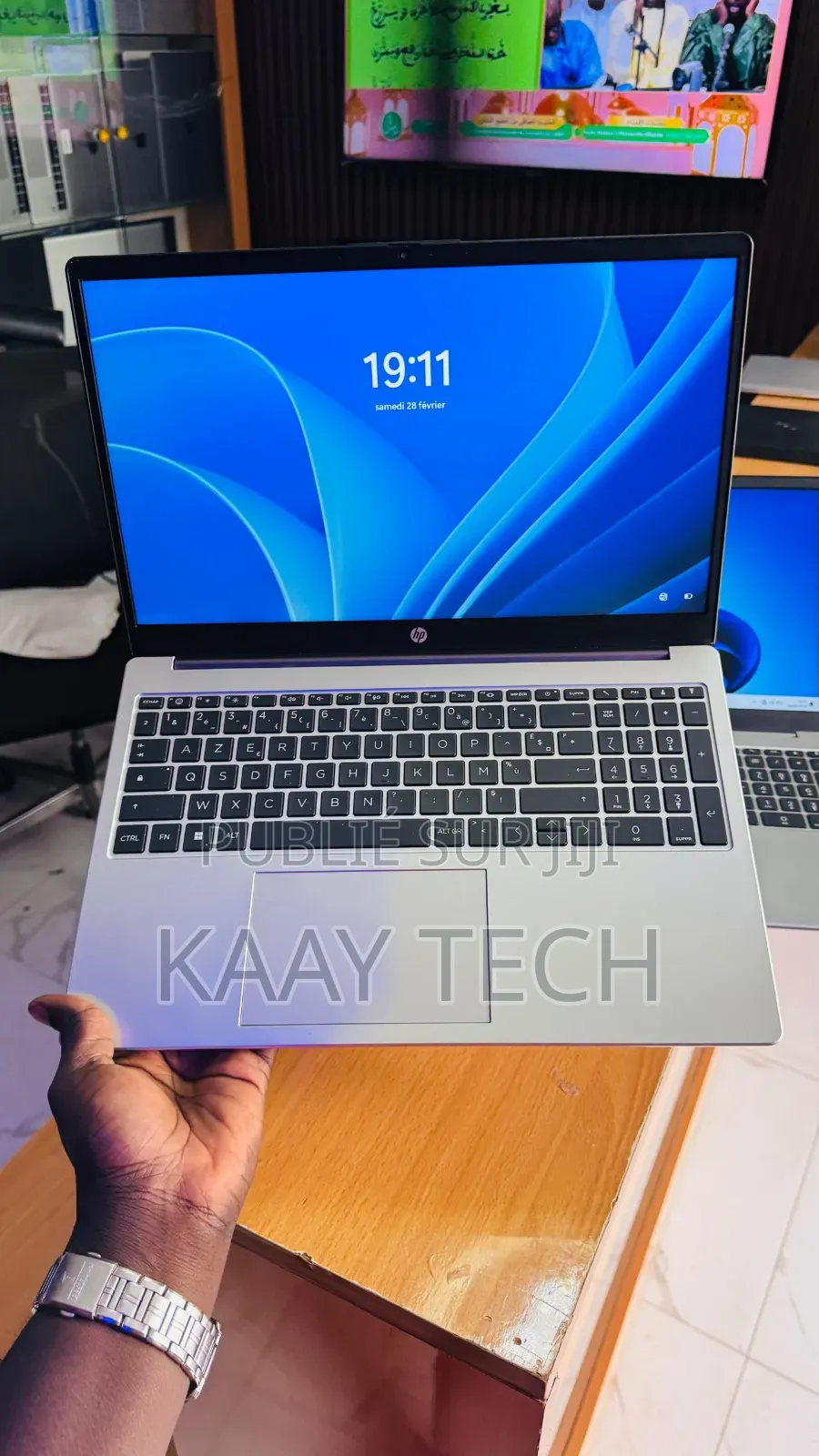 Nouveau Ordinateur portable HP 255 G8 8GB Intel Core i5 SSD 512GB