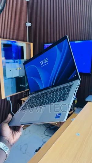 Nouveau Dell Latitude 5420 16GB Intel Core i7 SSD 256GB