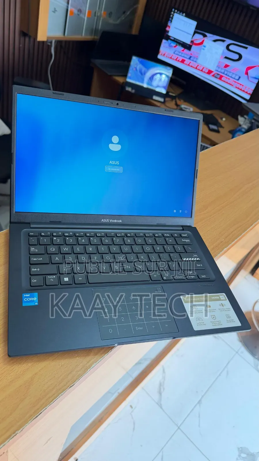 Nouveau Asus Vivobook 14 OLED 16GB Intel Core i3 SSD 256GB