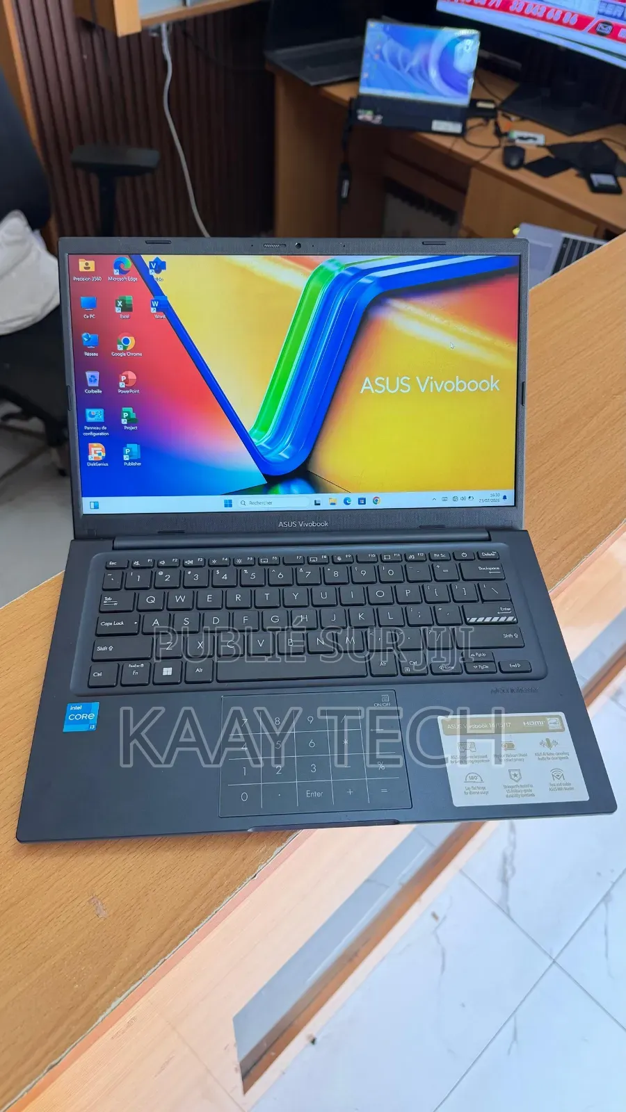Nouveau Asus Vivobook 14 OLED 16GB Intel Core i3 SSD 256GB