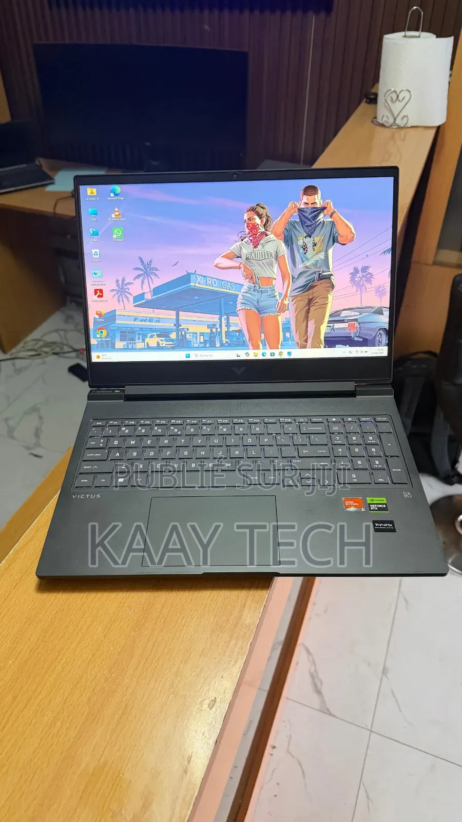 Nouveau Ordinateur portable HP Victus 16 32GB AMD Ryzen 7 SSD 512GB