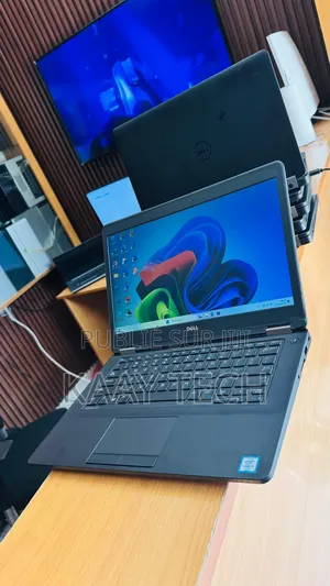 Ordinateur portable Dell Latitude 14 E5470 8GB Intel Core i7 SSD 256GB