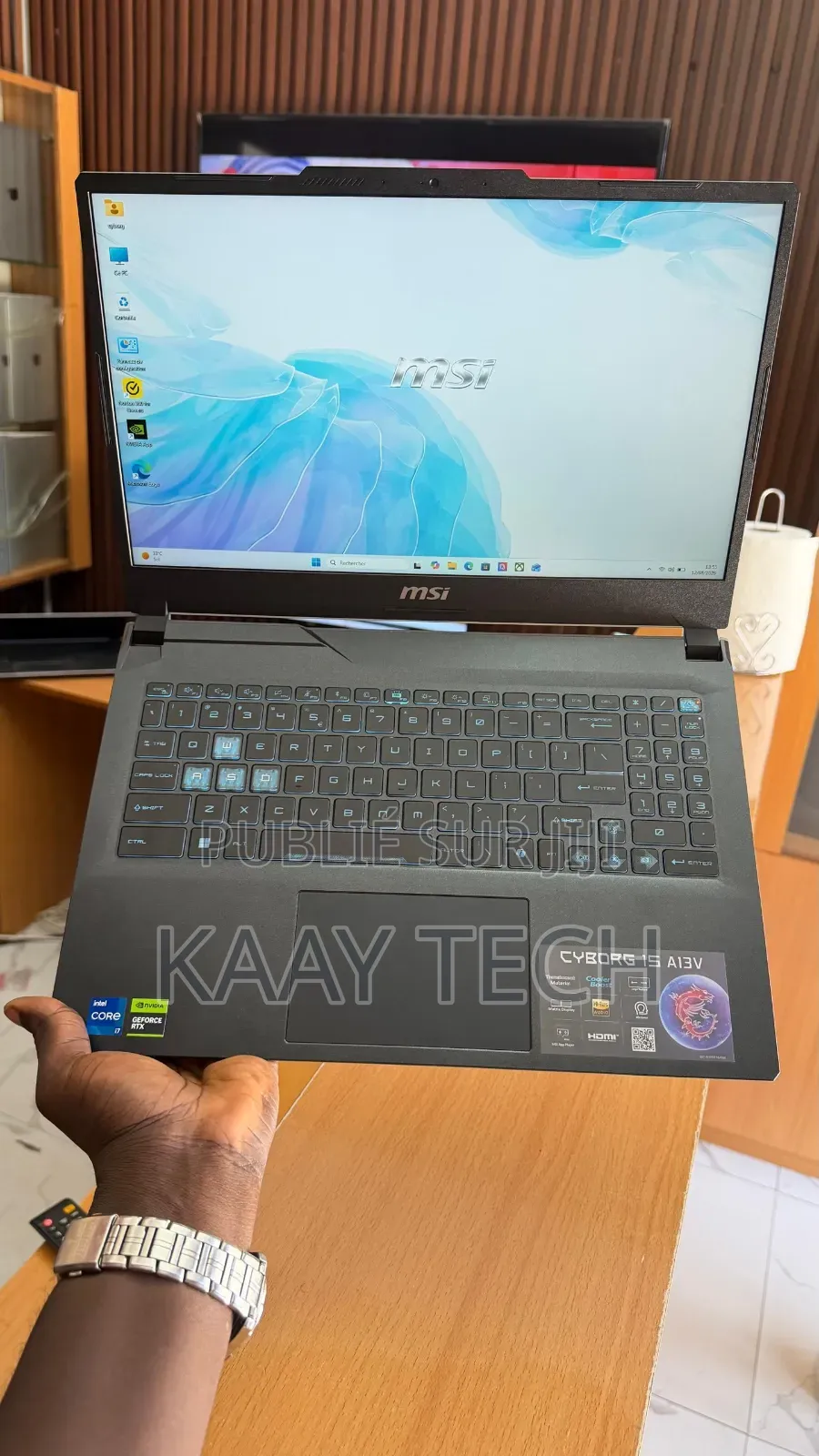 Nouveau Ordinateur portable MSI Cyborg 15 32GB Intel Core i7 SSD 512GB