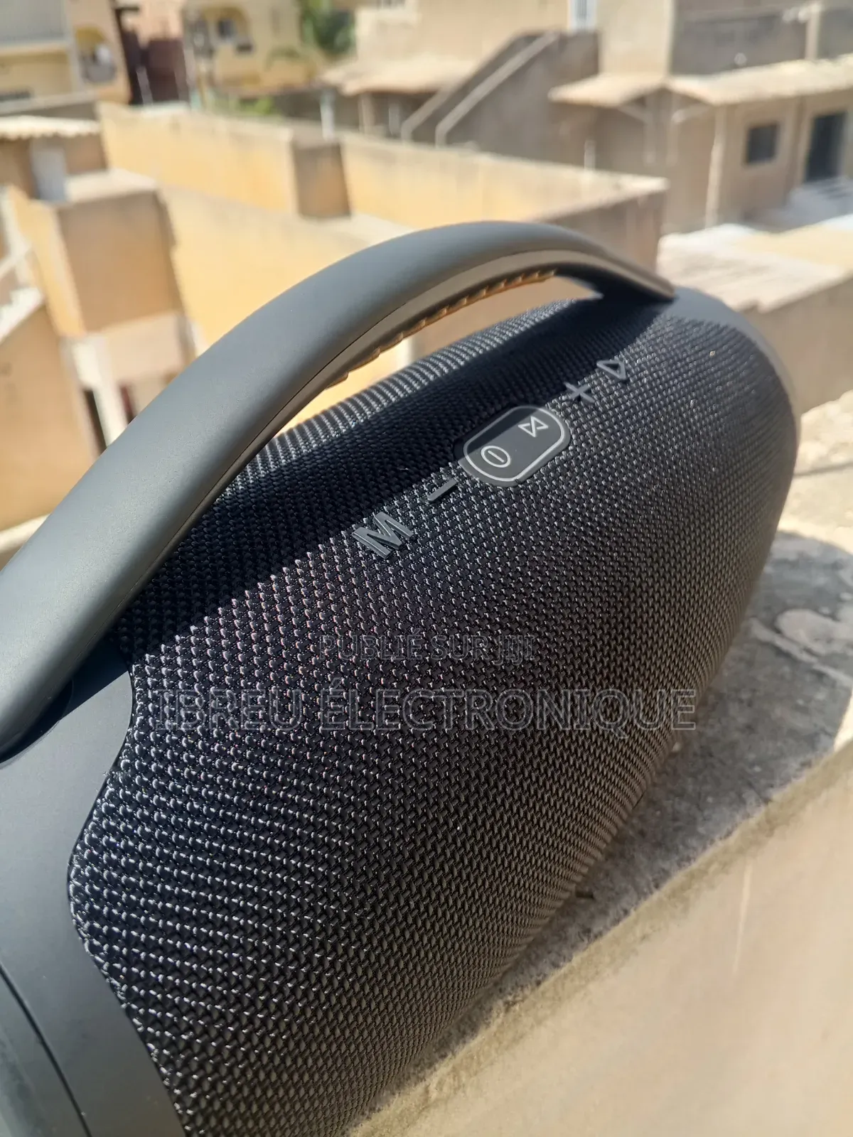 Boom BOX 3 , Générique Très Puissant