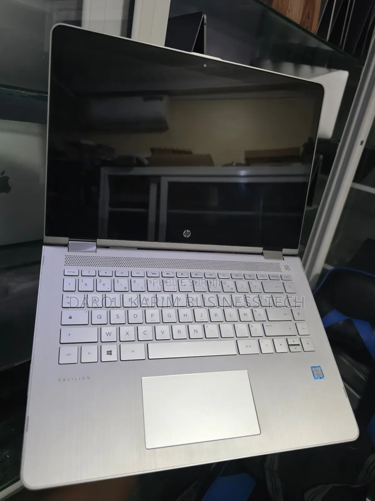 Nouveau HP Pavilion x360 13 8GB Intel Core i7 SSD 256GB
