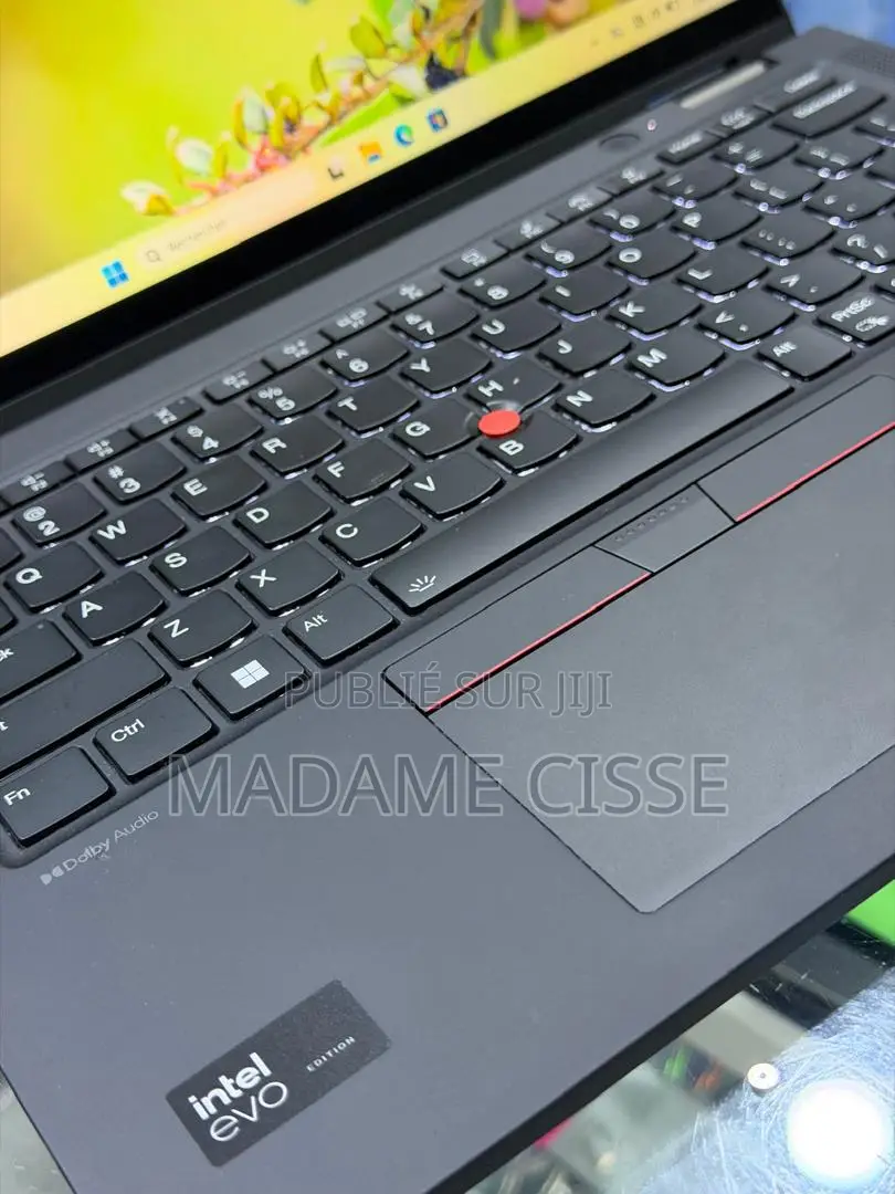 Nouveau Lenovo ThinkPad X13 Gen 4 32GB Intel Core Ultra 7 SSD 1T