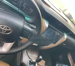 Toyota Fortuner 2020 Blanc