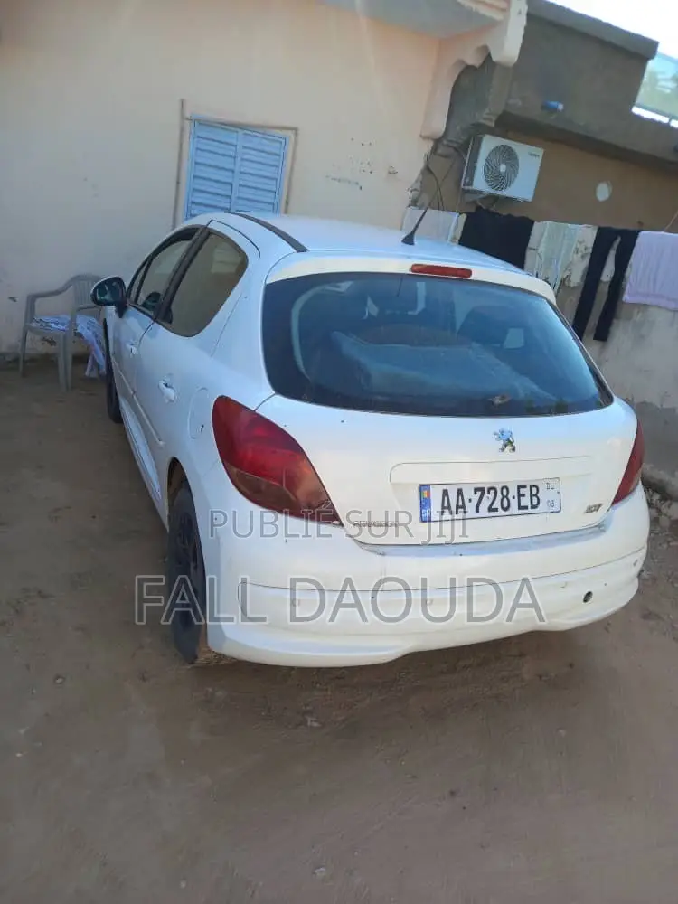 Peugeot 207 2012 Blanc