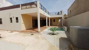 4chbre Villa dans Somone, Thiès Sud à Vendre