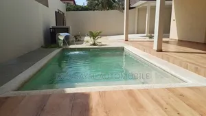 4chbre Villa dans Somone, Thiès Sud à Vendre